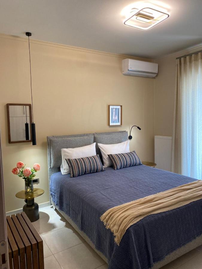 Konstantina'S Luxury Apartment นาฟปลิโอ ภายนอก รูปภาพ